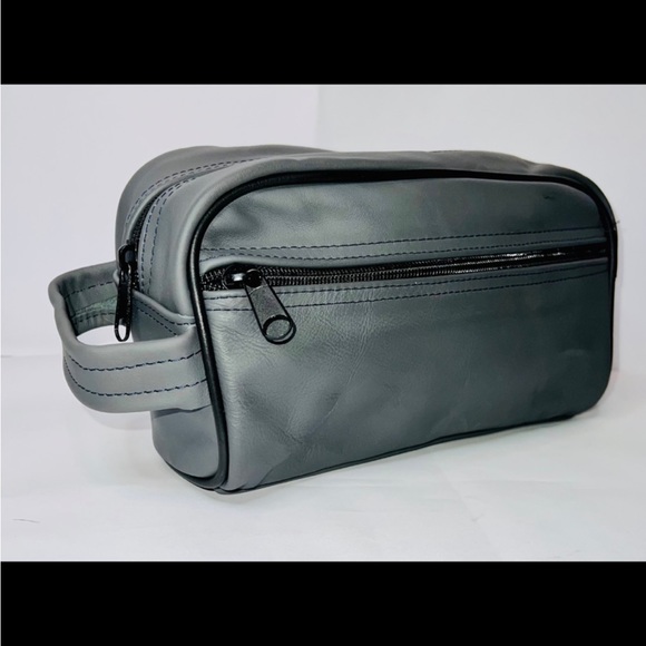 Men’s Shaving Bags - Picture 7 of 7